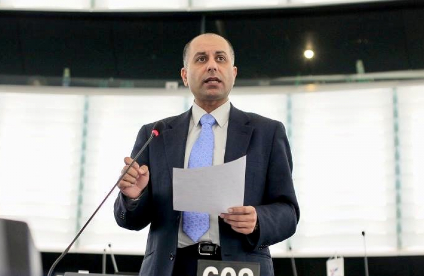 Sajjad Karim speaking in the European Parliament